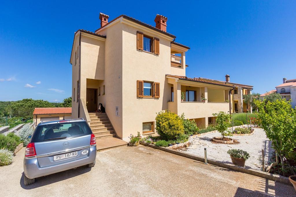 Apartments Buic Винкуран Екстер'єр фото